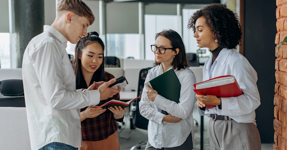微博实名账号：芳村注册代理